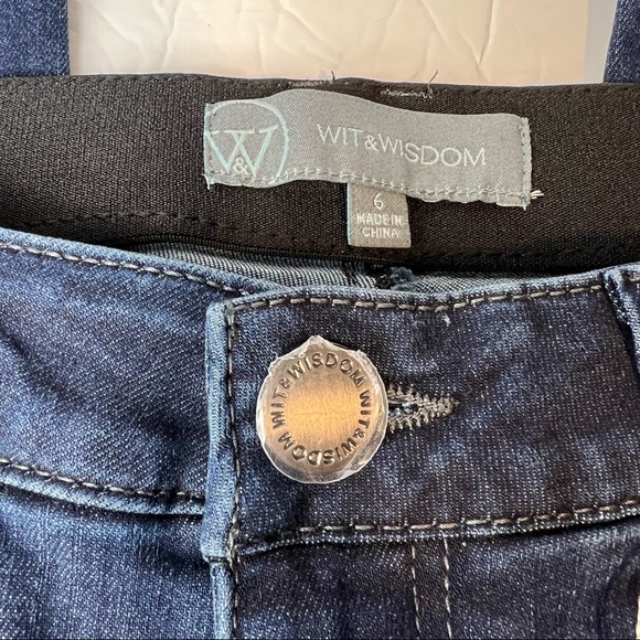 Wit & Wisdom Jeans Dark Navy Ankle Length Jeans - Picture 7 of 14